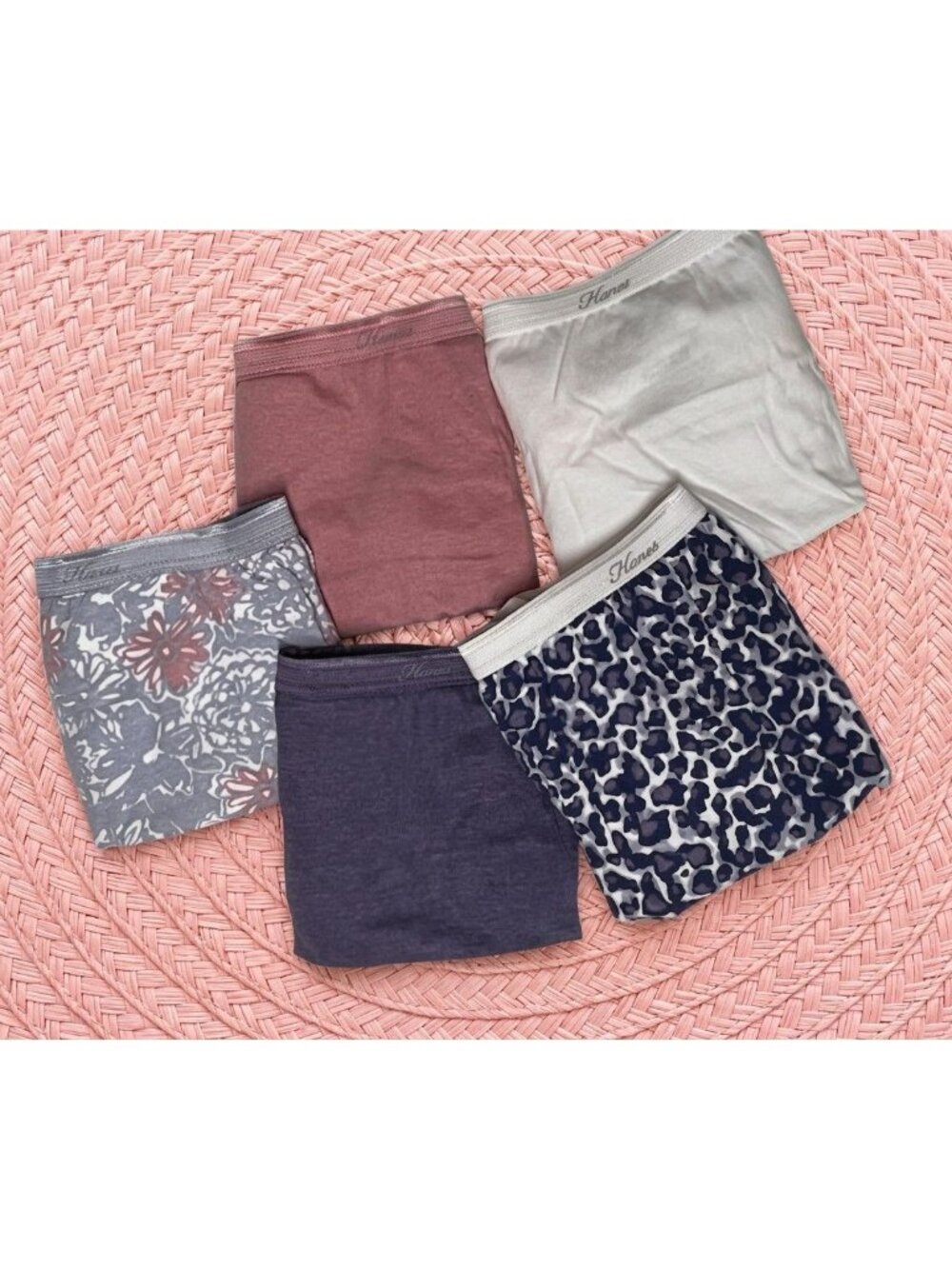 Hanes Women's Tagless Set of 5 Cotton Briefs 10/3XL